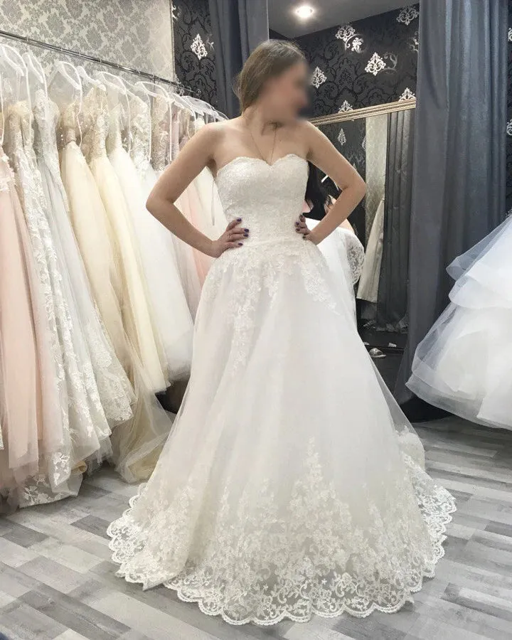 Charming Sweetheart Applique Lace Vintage Bridal Wedding Dress