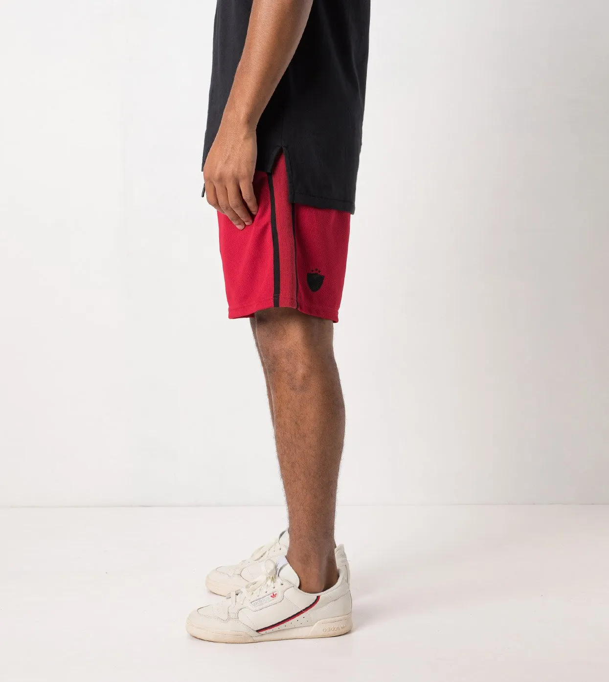 Sideline Short Dark Cherry/Black - Sale